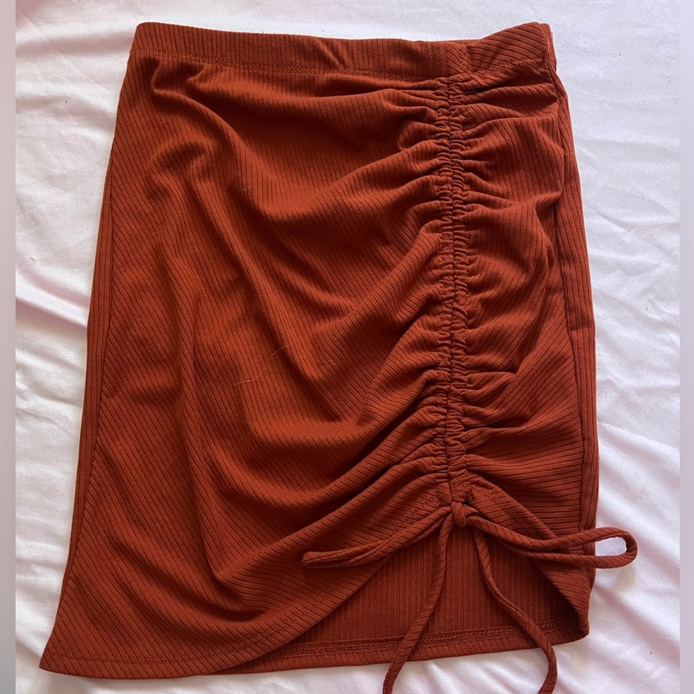 NEW Skirt